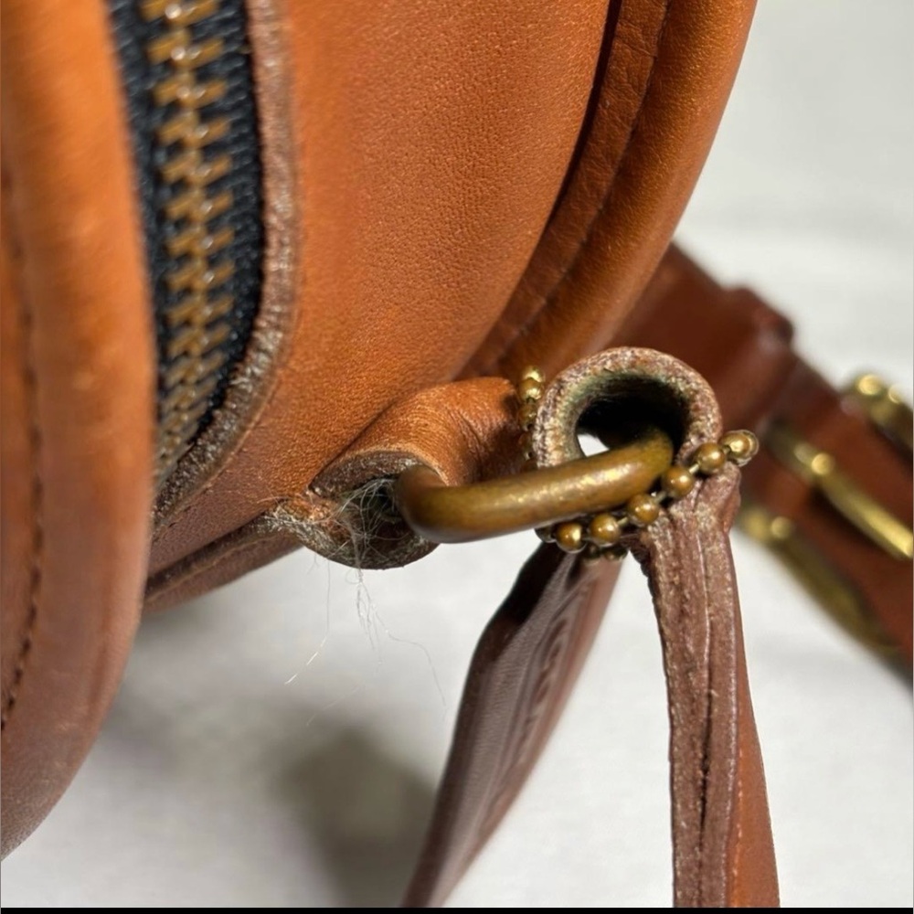 COACH Vintage 1994 Brown Glovetanned Leather Canteen Bag USA Made πΊπΈ - Picture 9 of 16